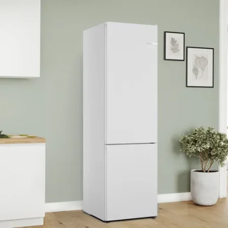 Bosch Series 4 Free-standing Fridge-Freezer with Freezer at Bottom 203 x 60 cm White, Total No Frost