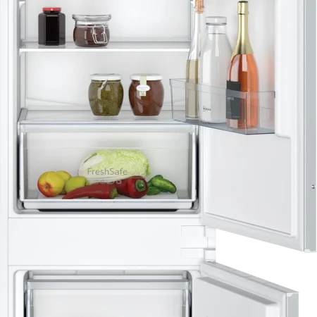 Neff N 30 Built-in fridge-freezer with freezer at bottom 177.2 x 54.1 cm sliding hinge