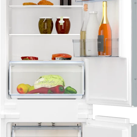 Neff N 30 Built-in fridge-freezer with freezer at bottom 193.5 x 54.1 cm sliding hinge